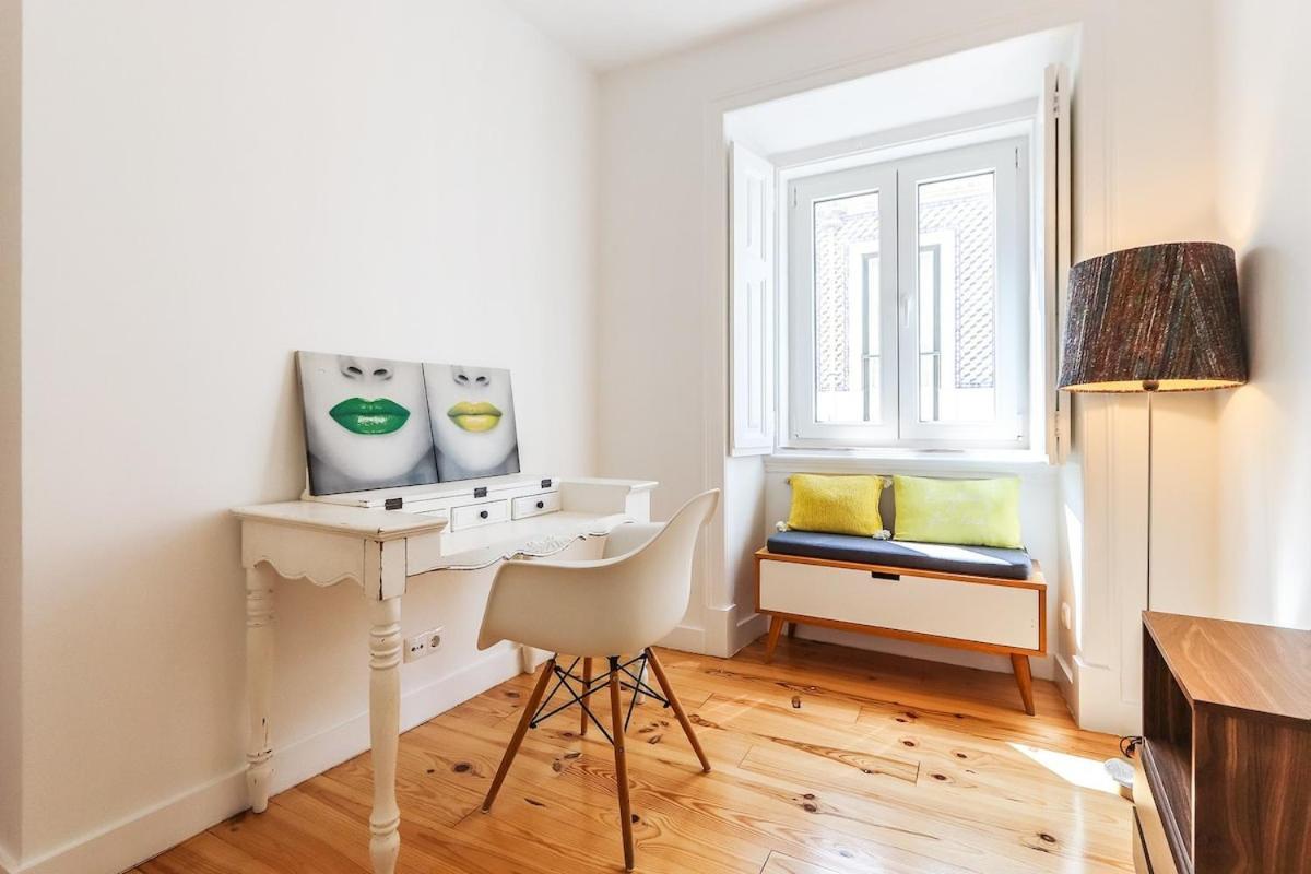Apartment Campo De Ourique Modern Bright With Office *
