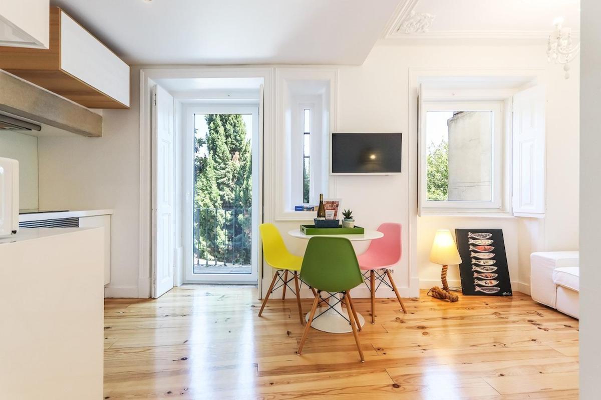 Apartment Campo De Ourique Modern Bright With Office *