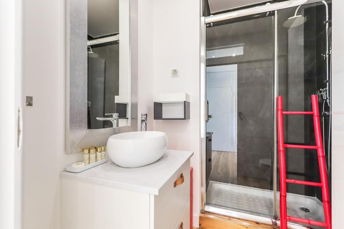 Campo De Ourique Modern Bright With Office Apartment